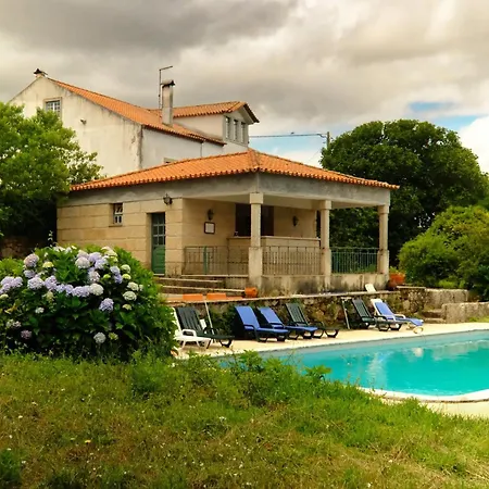 Hébergement de vacances Rustic Terrace2 Bedrooms Mesquitela