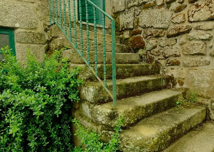 Rustic Terrace2 Bedrooms *