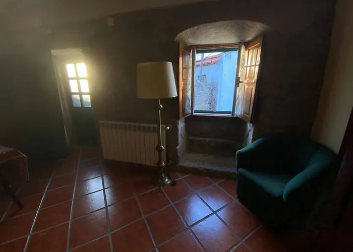 Rustic Terrace2 Bedrooms *